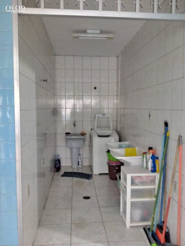 Casa, 3 quartos, 450 m² - Foto 4