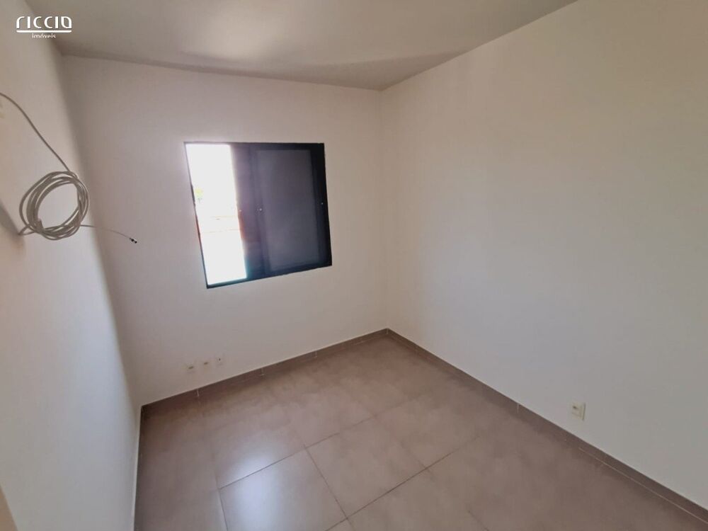 Apartamento à venda com 2 quartos, 62m² - Foto 9