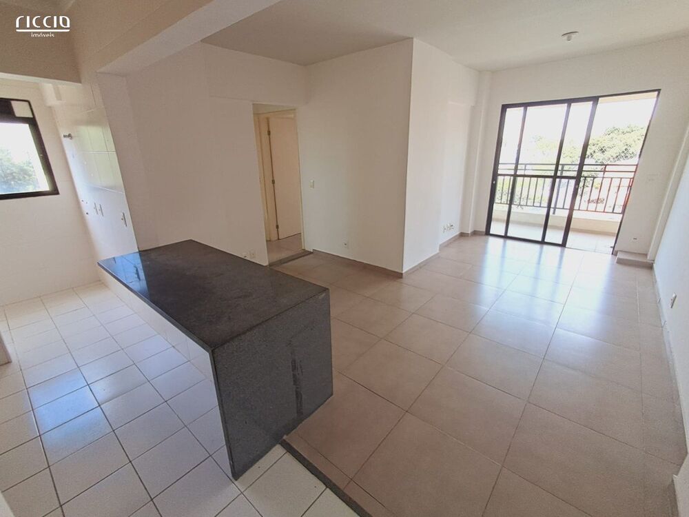 Apartamento à venda com 2 quartos, 62m² - Foto 2