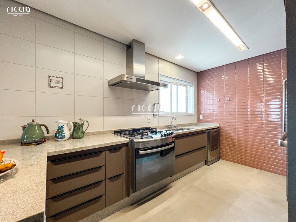 Apartamento, 3 quartos, 245 m² - Foto 5