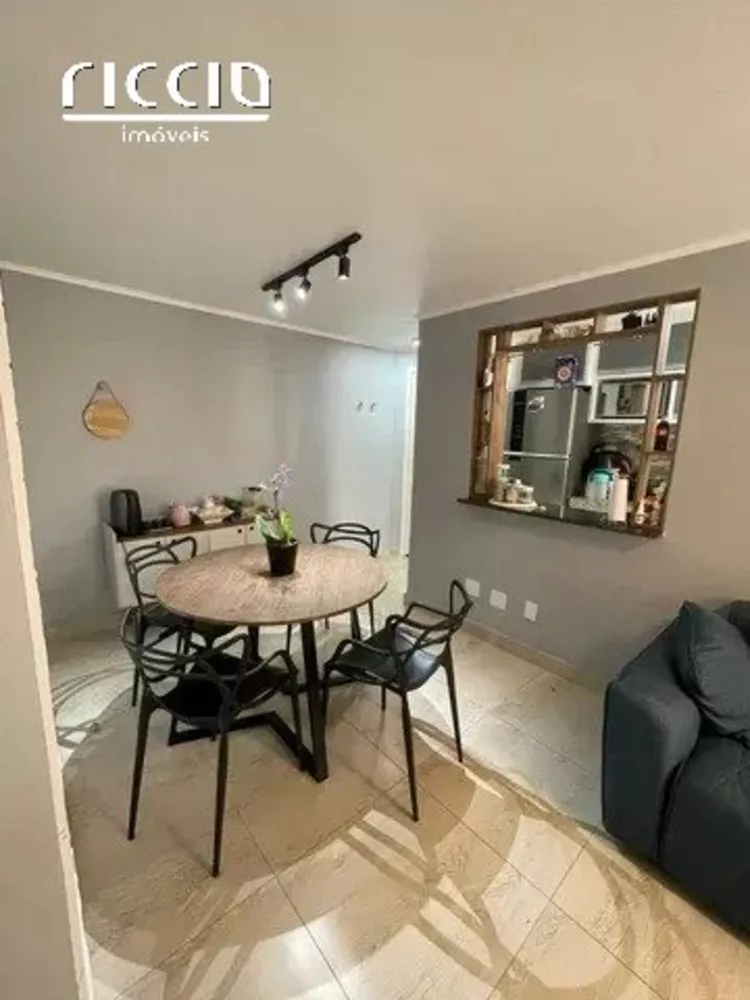 Apartamento à venda com 3 quartos, 68m² - Foto 2