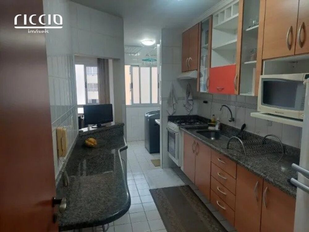 Apartamento à venda com 3 quartos, 80m² - Foto 3