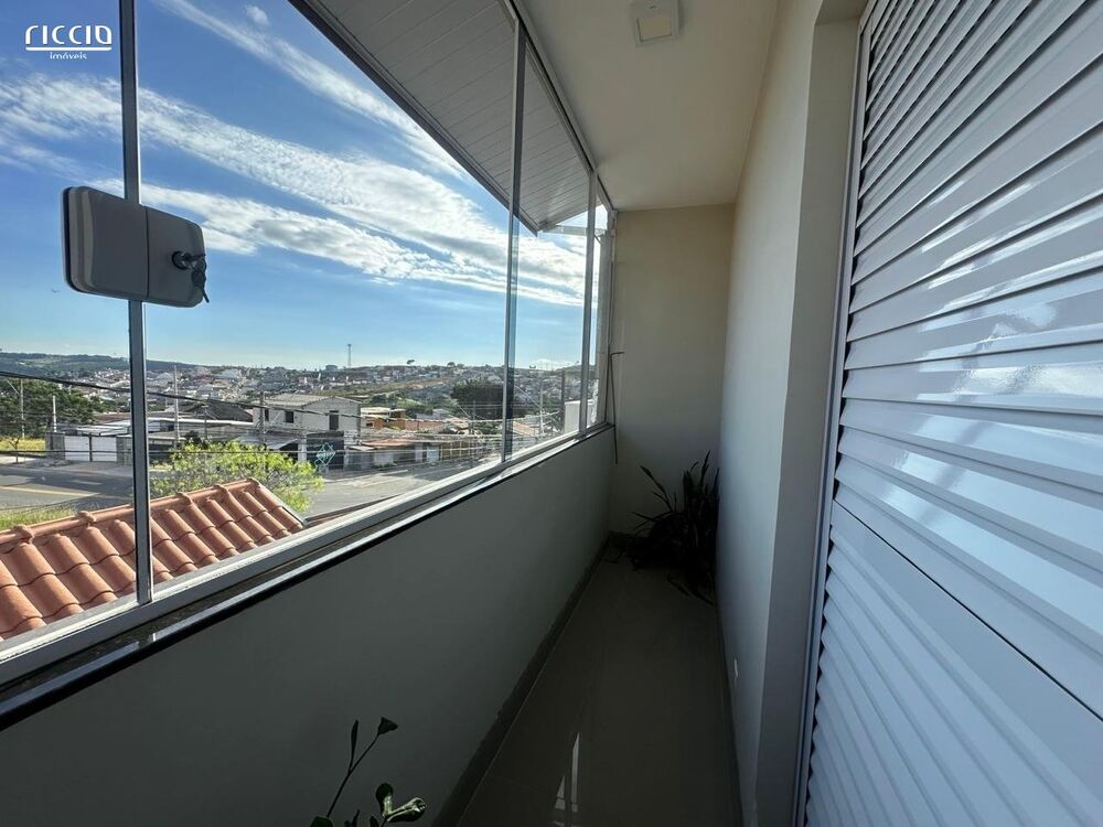 Casa à venda com 2 quartos, 91m² - Foto 5