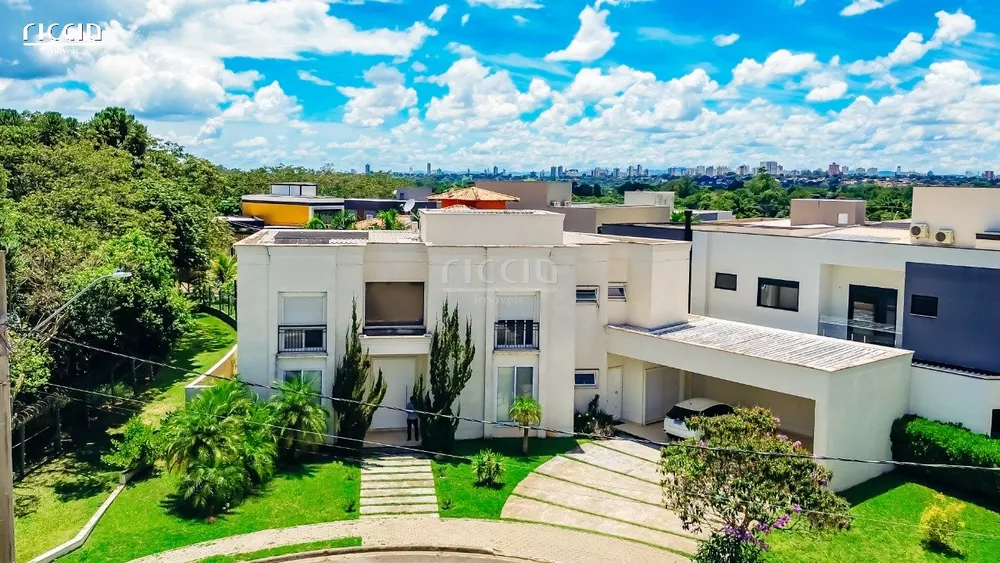 Casa de Condomínio à venda com 4 quartos, 380m² - Foto 2