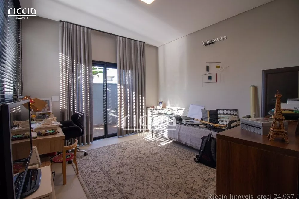 Casa de Condomínio à venda com 4 quartos, 400m² - Foto 4