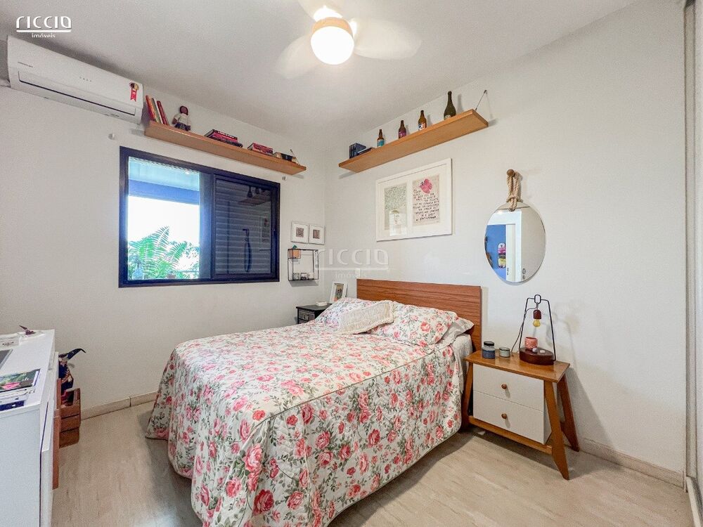 Apartamento à venda com 4 quartos, 157m² - Foto 6