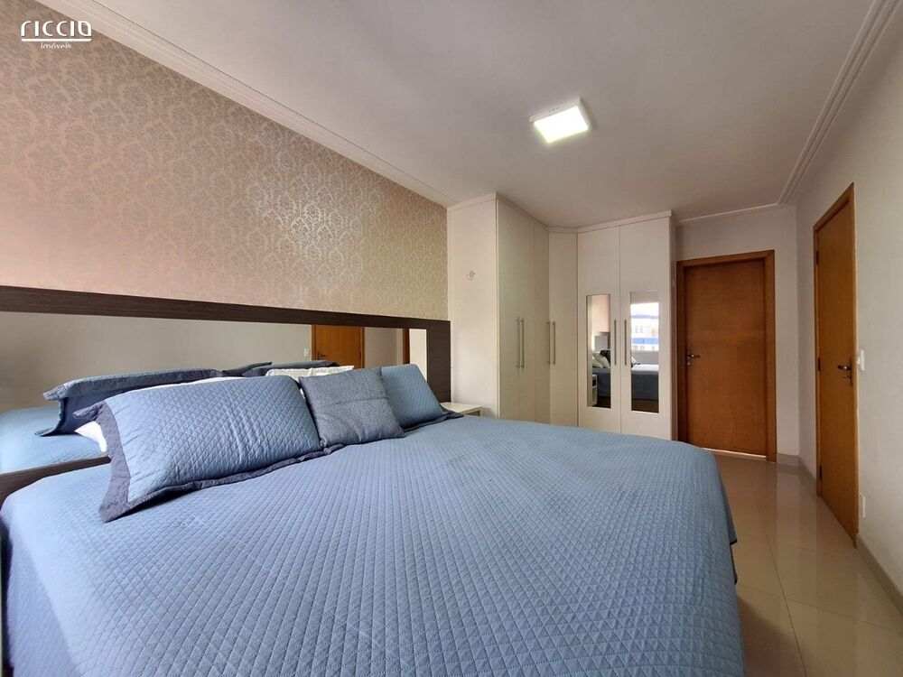 Cobertura à venda com 5 quartos, 275m² - Foto 2