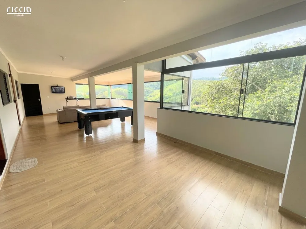 Chácara, 4 quartos, 4000 m² - Foto 1