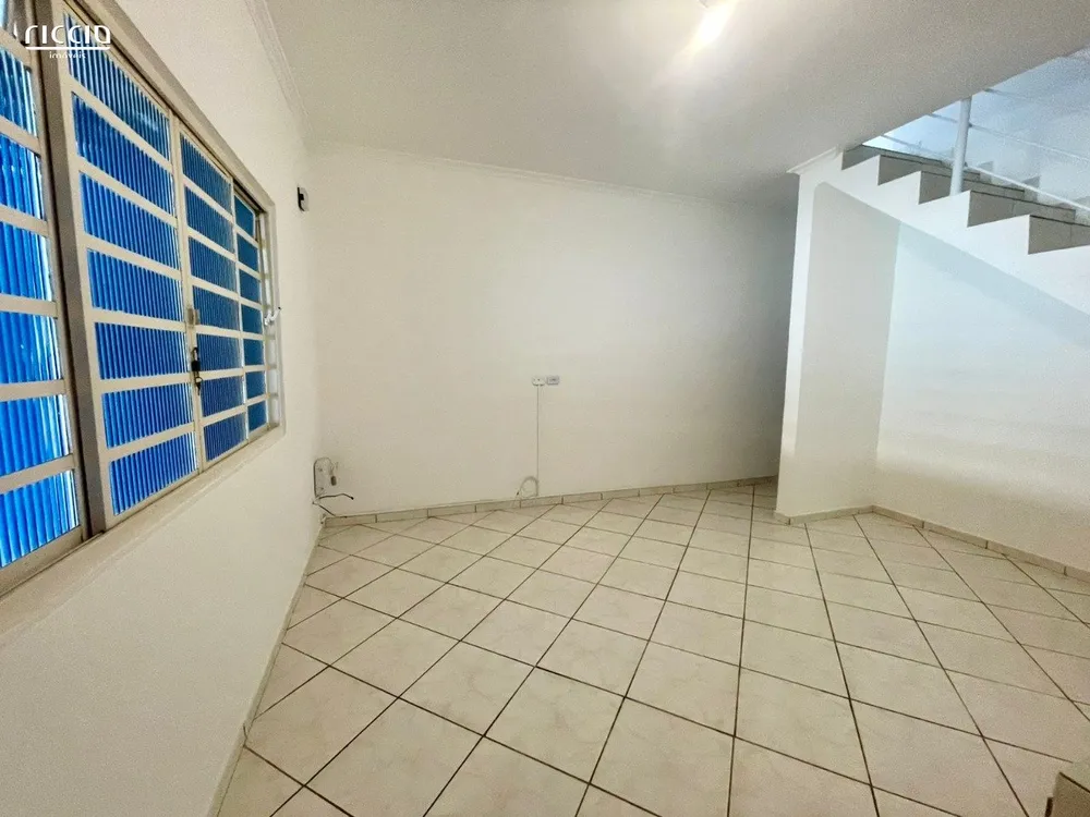Casa, 4 quartos, 150 m² - Foto 1
