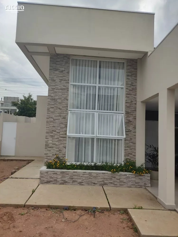 Casa de Condomínio à venda com 3 quartos, 178m² - Foto 1