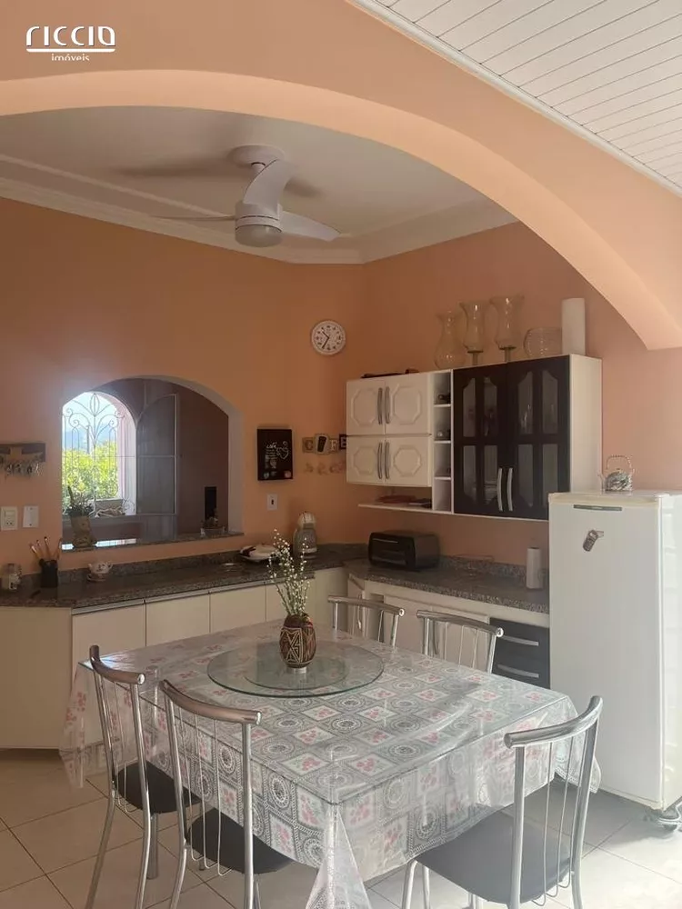 Chácara, 3 quartos, 1660 m² - Foto 11