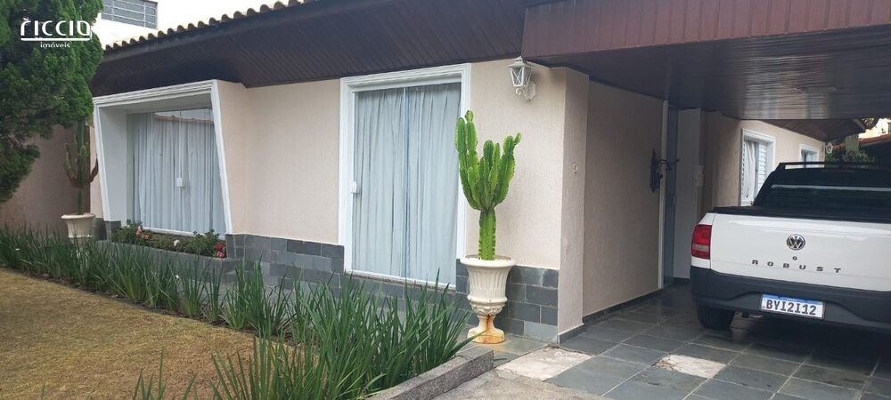 Casa, 3 quartos, 200 m² - Foto 2