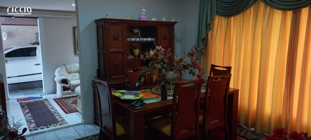 Casa, 3 quartos, 200 m² - Foto 10