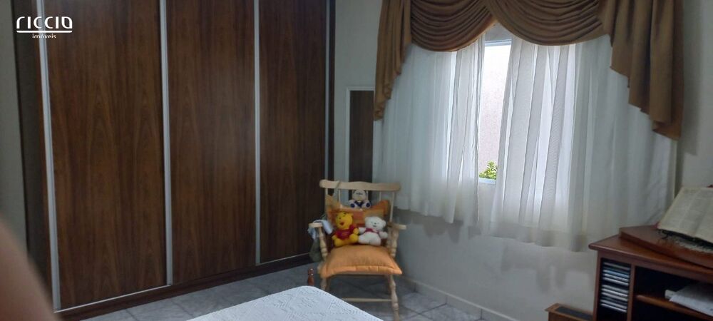 Casa, 3 quartos, 200 m² - Foto 7