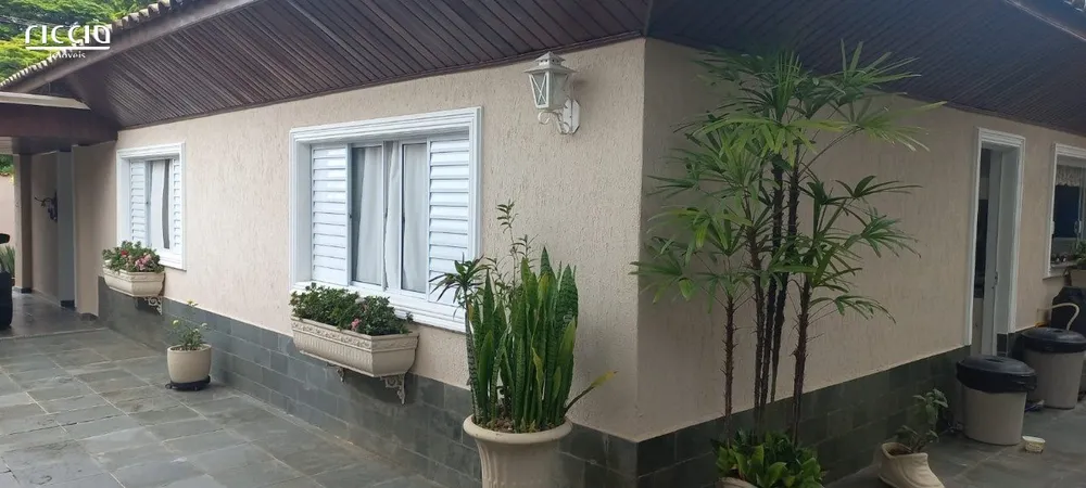 Casa, 3 quartos, 200 m² - Foto 3