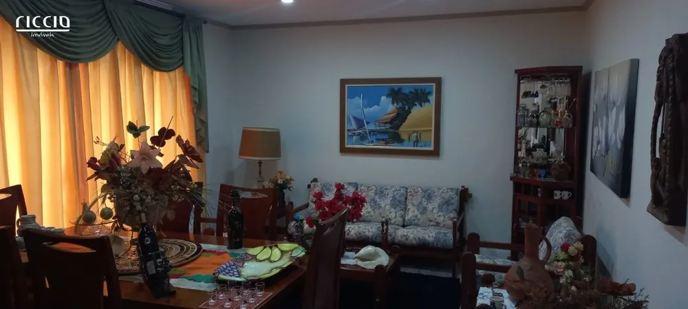 Casa, 3 quartos, 200 m² - Foto 4