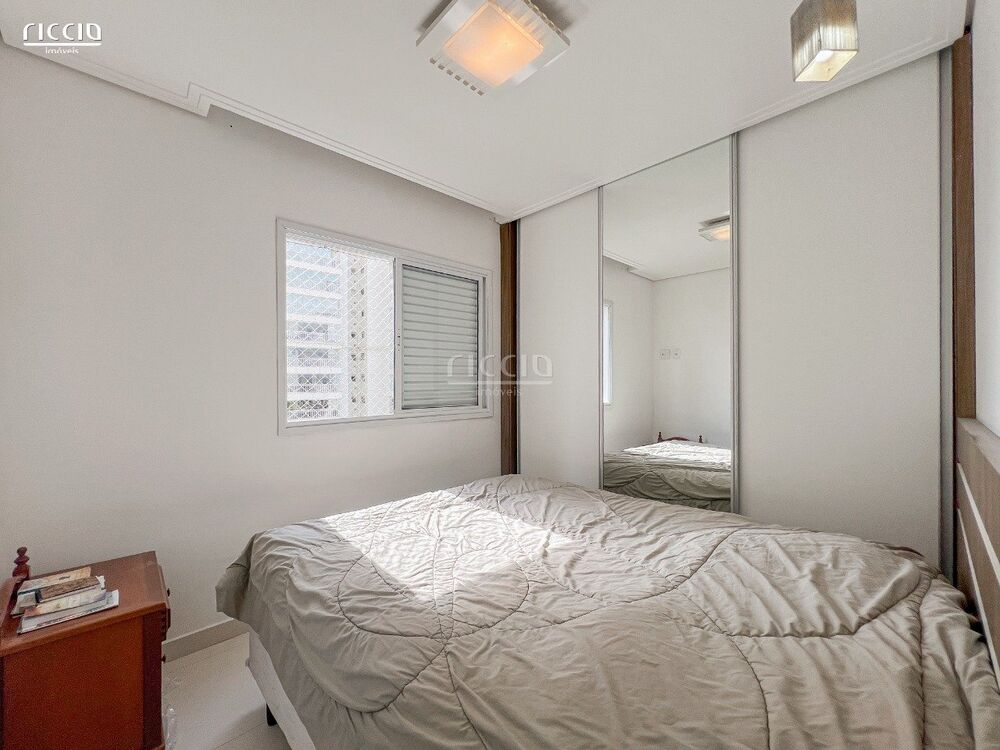 Apartamento à venda com 3 quartos, 77m² - Foto 4