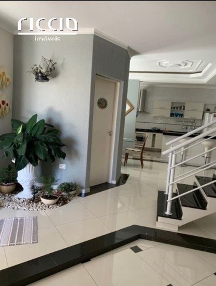 Casa, 3 quartos, 186 m² - Foto 1