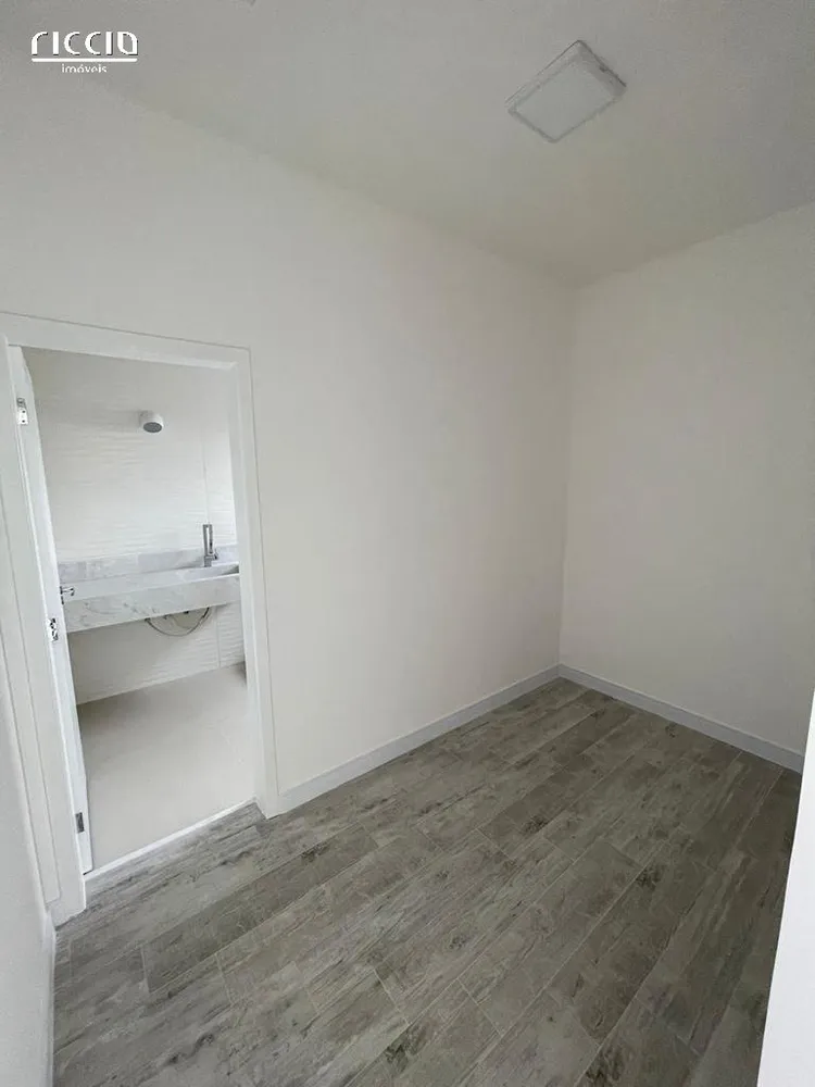 Casa, 3 quartos, 243 m² - Foto 8