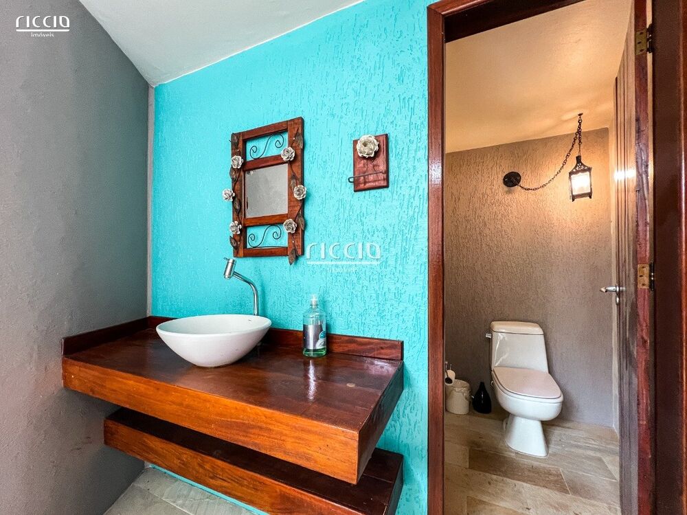 Casa de Condomínio à venda com 4 quartos, 280m² - Foto 1