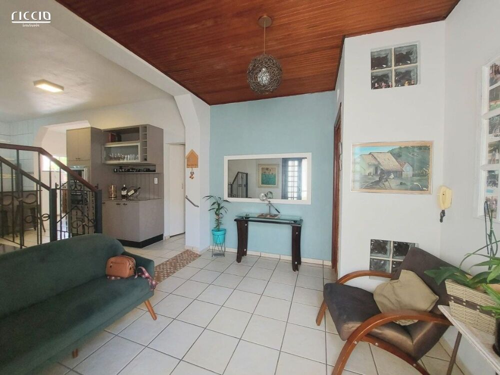 Casa, 4 quartos, 240 m² - Foto 4