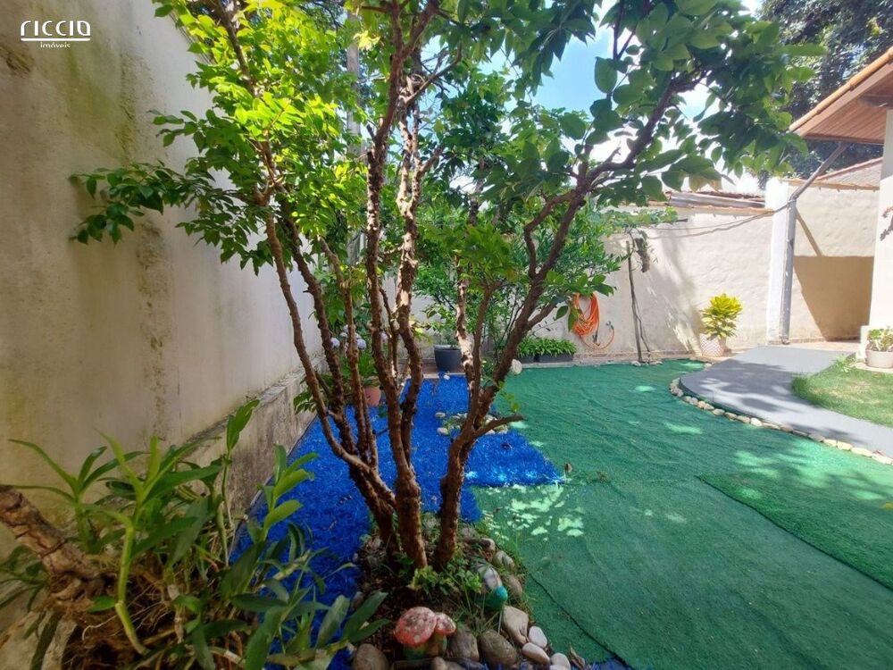 Casa, 4 quartos, 240 m² - Foto 25
