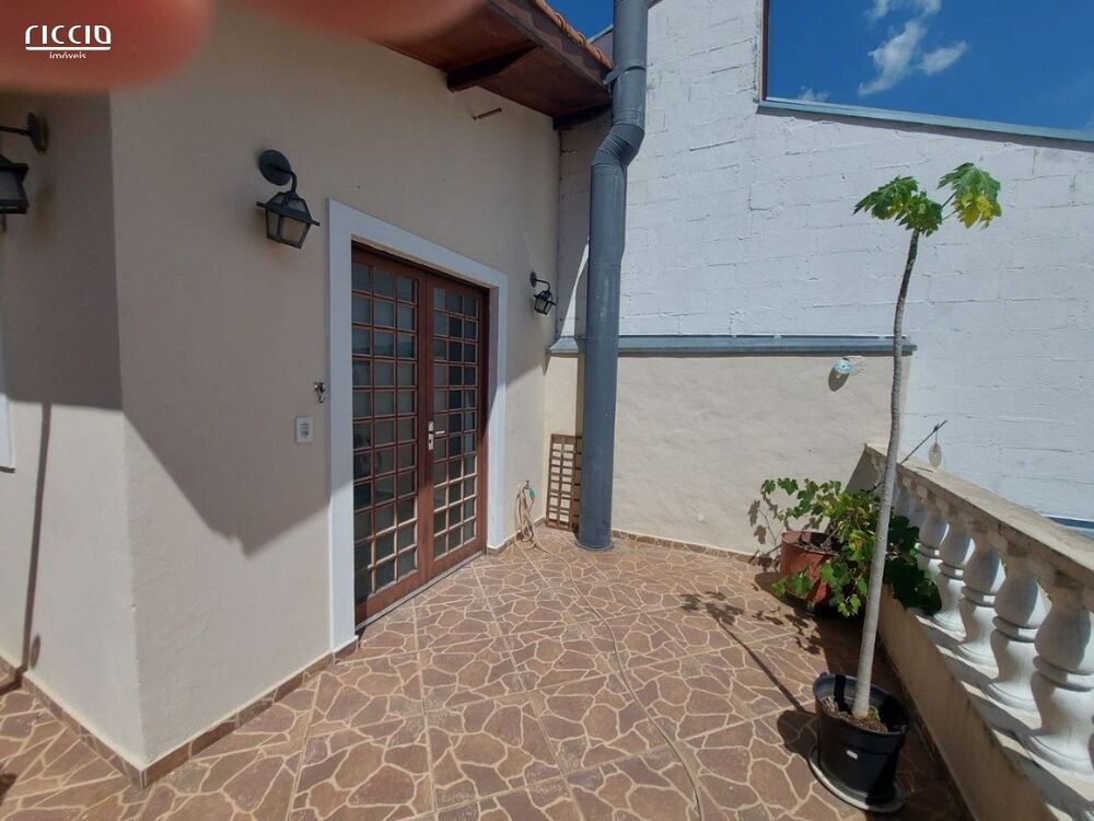 Casa, 4 quartos, 240 m² - Foto 10
