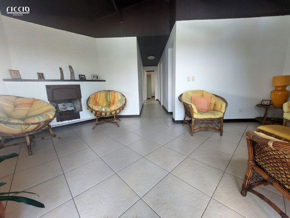 Casa de Condomínio à venda com 5 quartos, 400m² - Foto 24