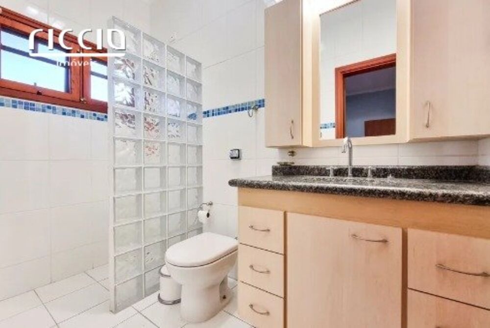 Casa de Condomínio à venda com 3 quartos, 240m² - Foto 12