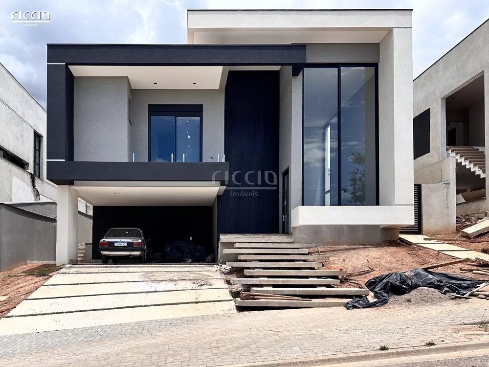 Casa de Condomínio à venda com 4 quartos, 325m² - Foto 2