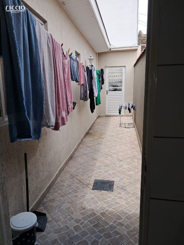 Casa à venda com 4 quartos, 130m² - Foto 23