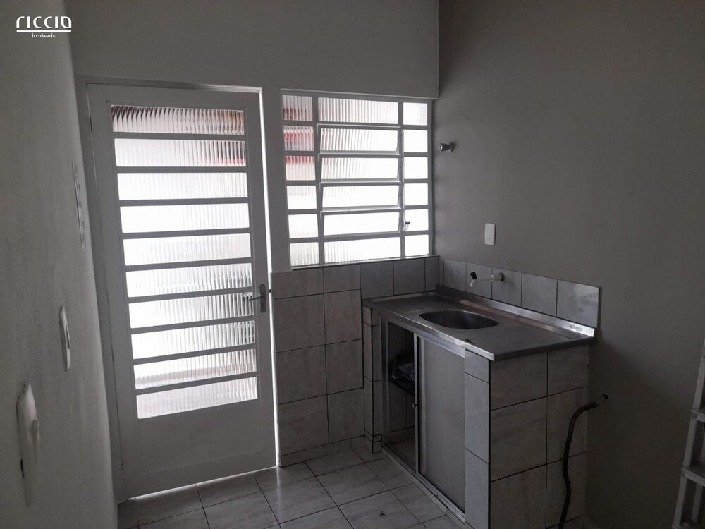Casa à venda com 4 quartos, 130m² - Foto 6