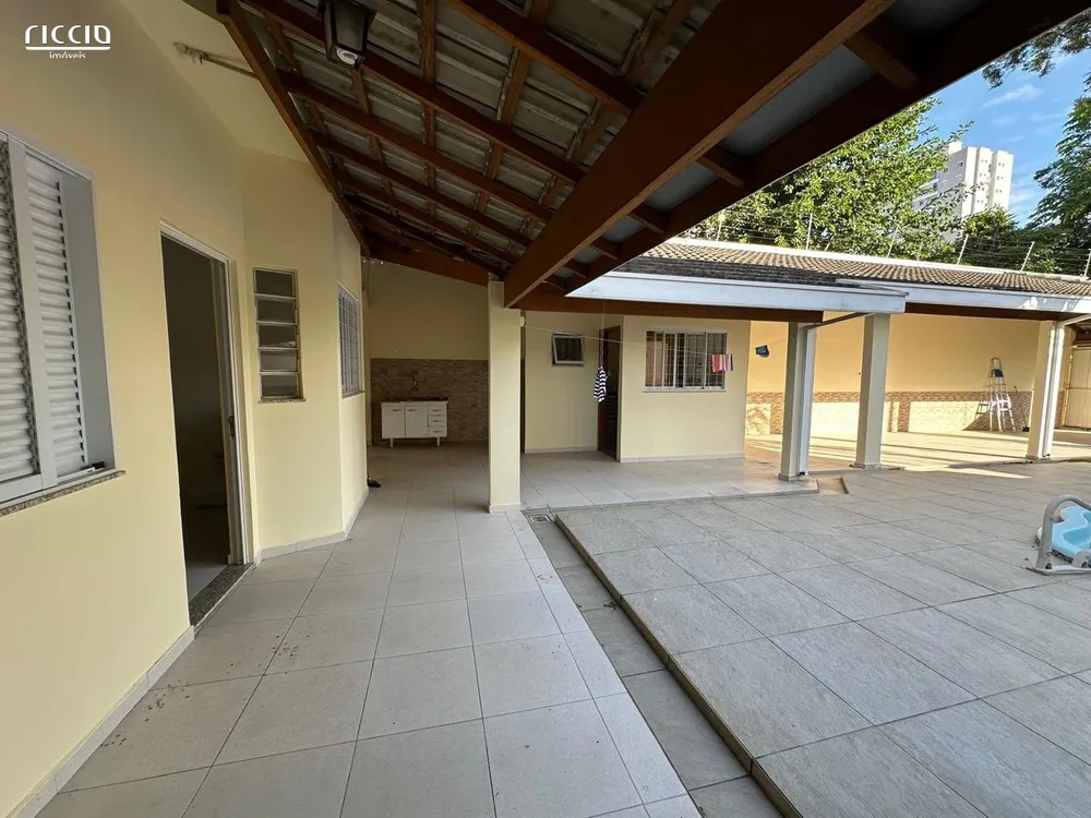 Casa, 3 quartos, 200 m² - Foto 1