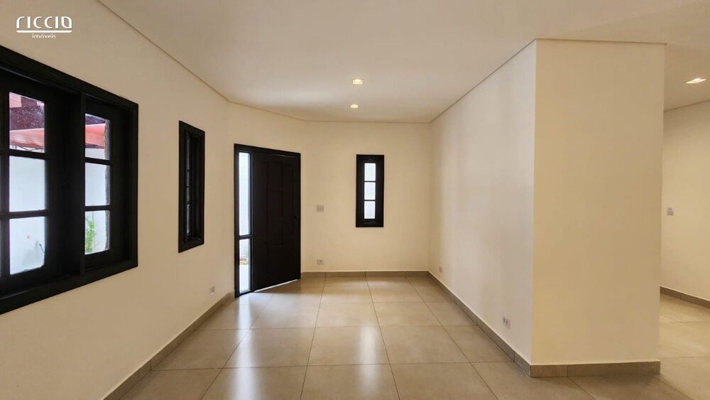 Casa à venda com 3 quartos, 120m² - Foto 4