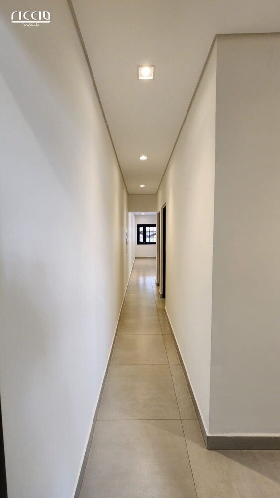 Casa à venda com 3 quartos, 120m² - Foto 8