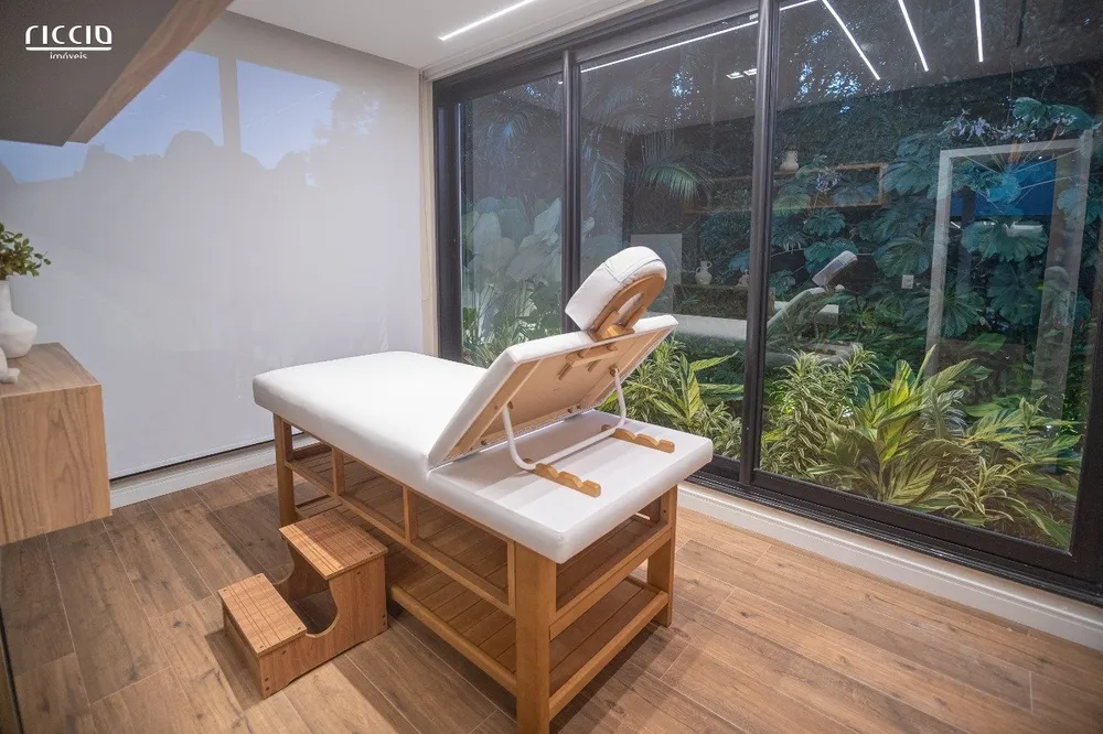 Casa, 7 quartos, 1389 m² - Foto 4