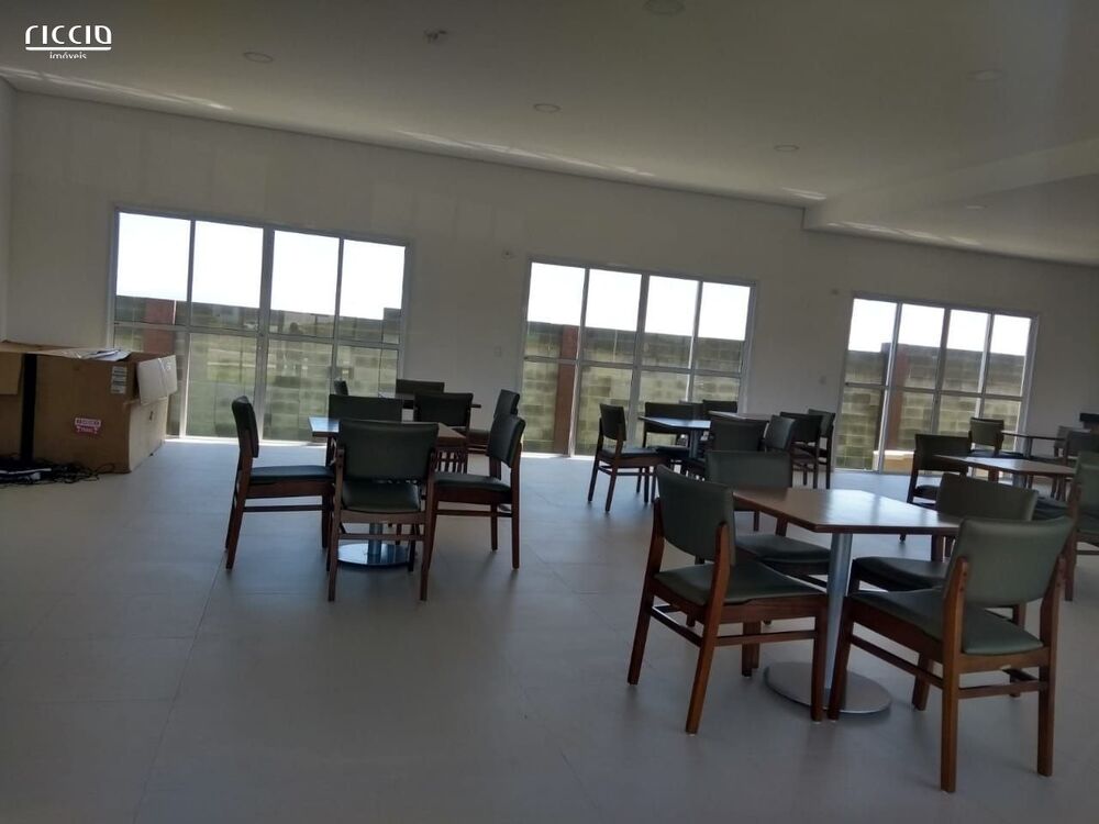 Casa de Condomínio à venda com 4 quartos, 335m² - Foto 5