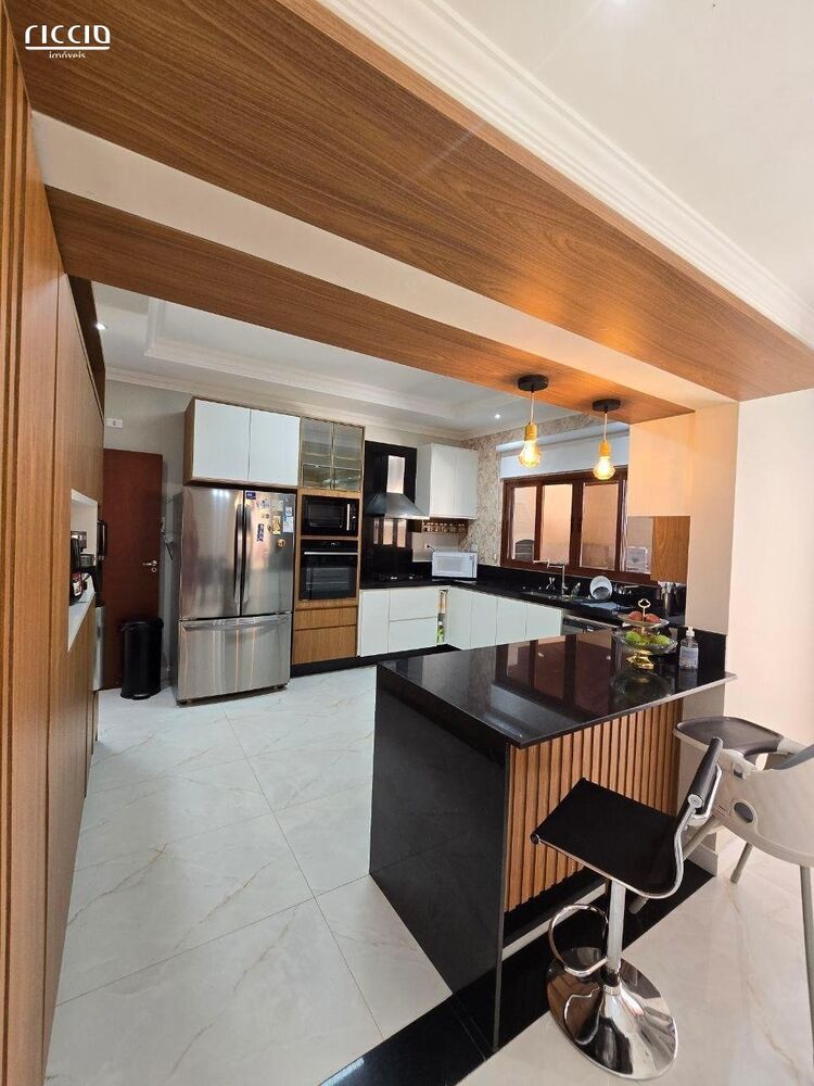 Casa de Condomínio à venda com 3 quartos, 265m² - Foto 9