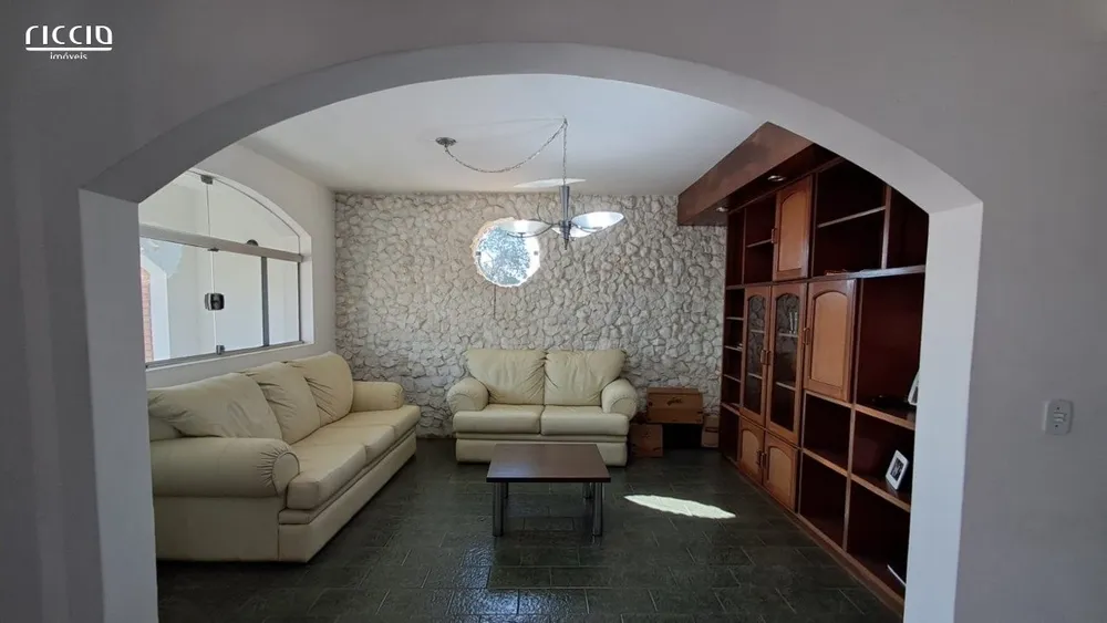 Casa, 3 quartos, 301 m² - Foto 4