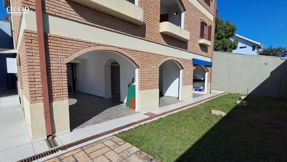 Casa, 3 quartos, 301 m² - Foto 1