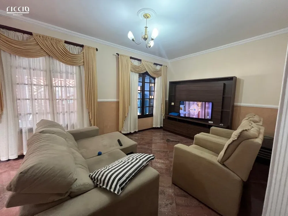 Casa, 4 quartos, 260 m² - Foto 7