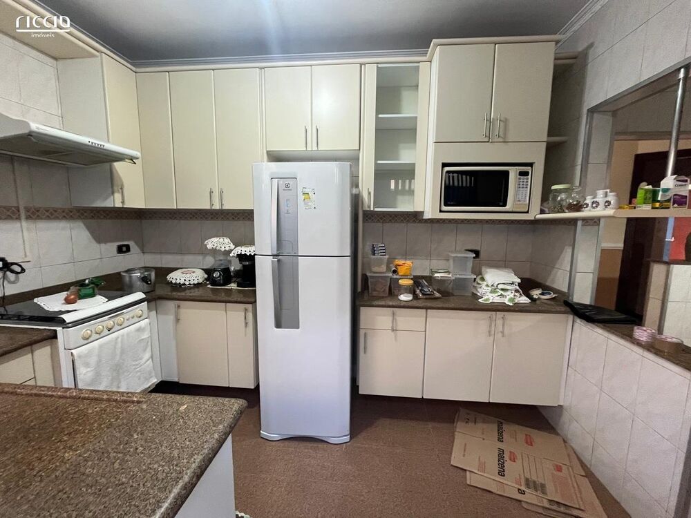 Casa, 4 quartos, 260 m² - Foto 2