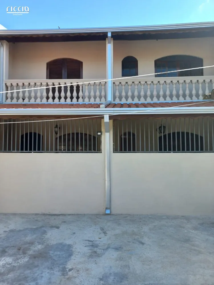 Casa, 3 quartos, 100 m² - Foto 1