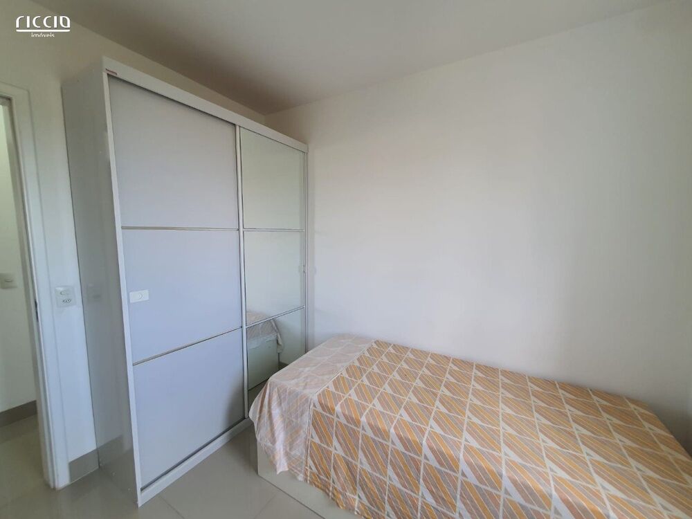 Apartamento à venda com 2 quartos, 64m² - Foto 13