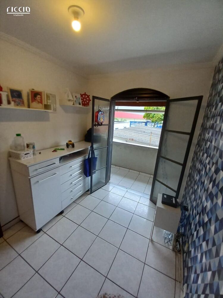 Casa, 3 quartos, 168 m² - Foto 9