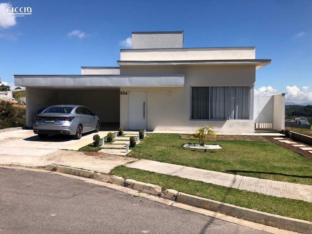 Casa de Condomínio à venda com 3 quartos, 226m² - Foto 1