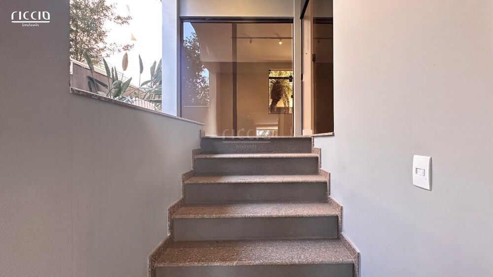 Casa de Condomínio à venda com 4 quartos, 450m² - Foto 8