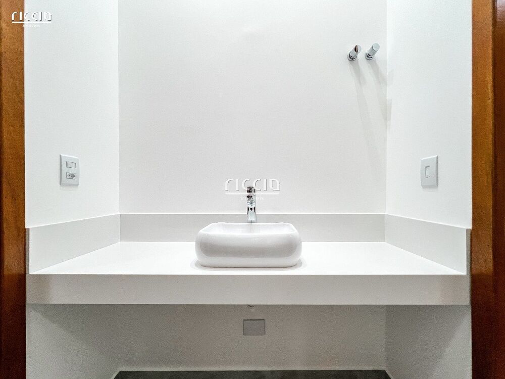 Casa de Condomínio à venda com 3 quartos, 160m² - Foto 2