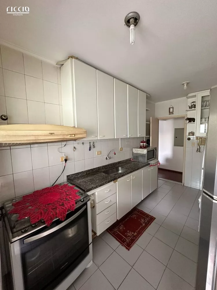 Apartamento à venda com 3 quartos, 105m² - Foto 8