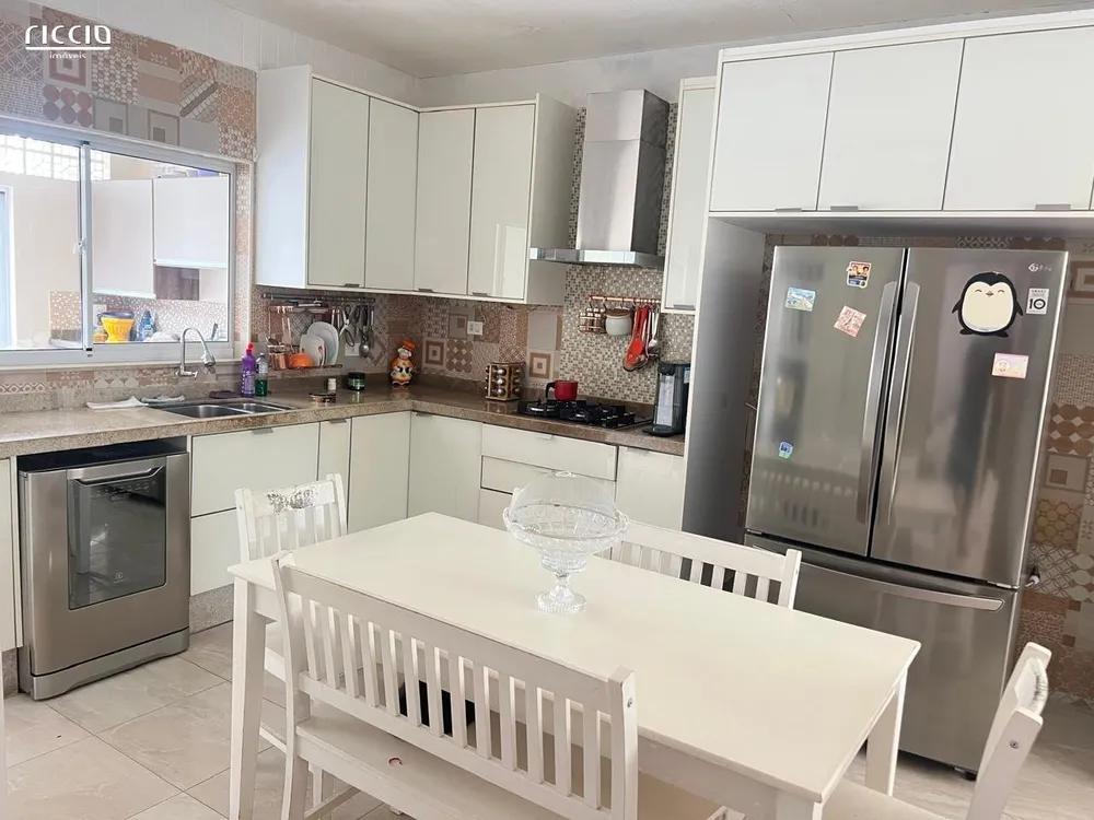 Casa, 4 quartos, 296 m² - Foto 3